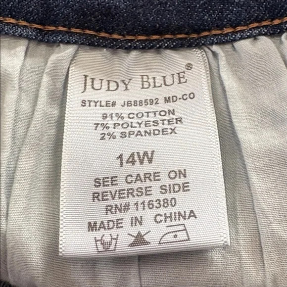 JUDY BLUE | Women Vintage Wash Blue High Waist Wide Leg Crop Denim Jean size 14W - Picture 14 of 15